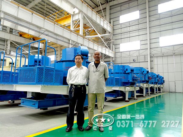 新型高產(chǎn)制砂機(jī)廠家 新型高產(chǎn)制砂機(jī)廠家