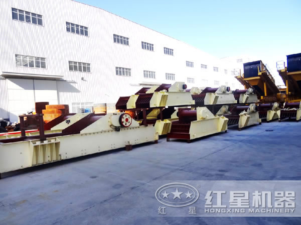 振動(dòng)喂料機(jī)廠家 振動(dòng)喂料機(jī)廠家