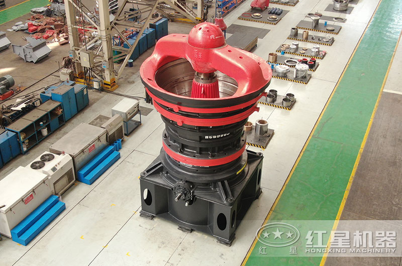 旋回破碎機(jī)設(shè)備圖片 旋回破碎機(jī)設(shè)備圖片