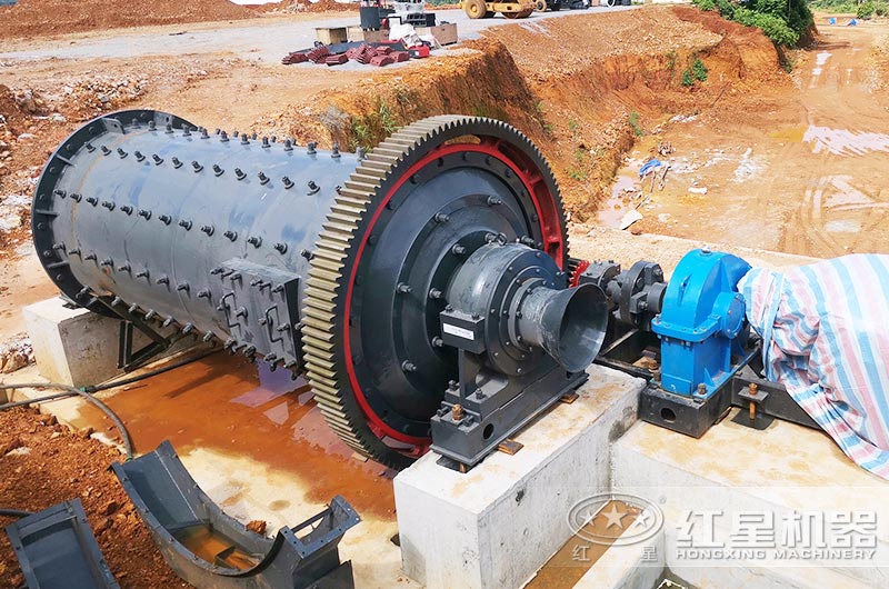 球磨機工作現(xiàn)場圖片 球磨機工作現(xiàn)場圖片