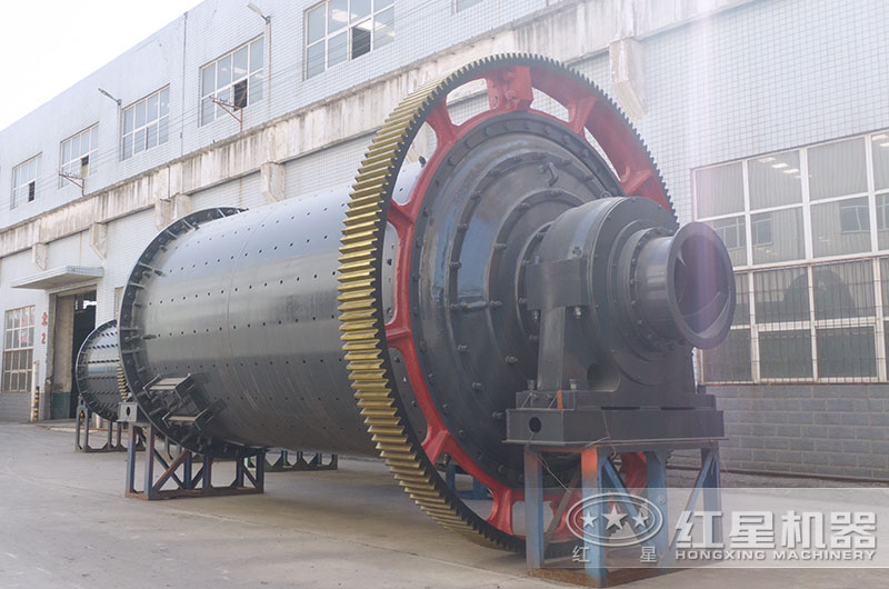 大型球磨機(jī)圖片 大型球磨機(jī)圖片