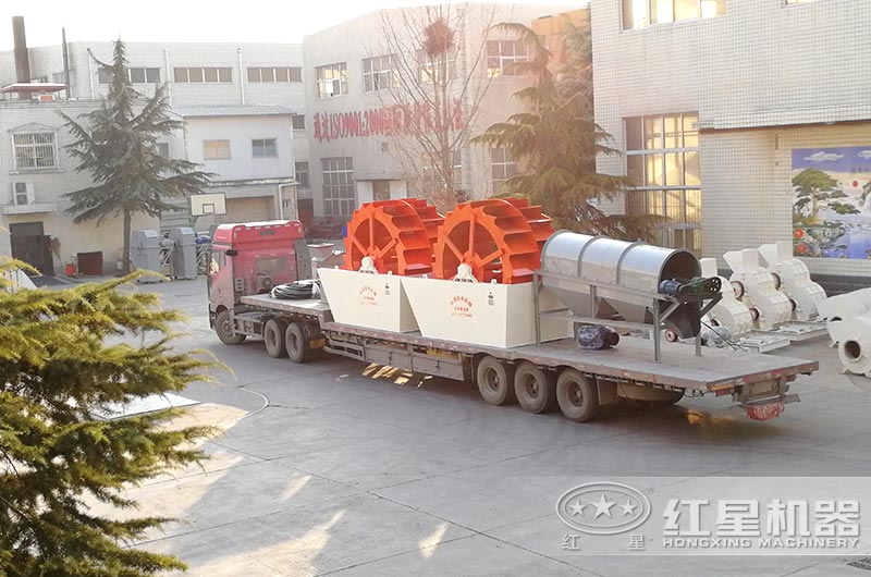 輪式洗砂機裝車準備發貨 輪式洗砂機裝車準備發貨