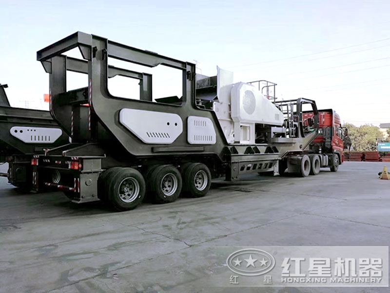 車載移動打沙機車頭牽引下直接開走 車載移動打沙機車頭牽引下直接開走