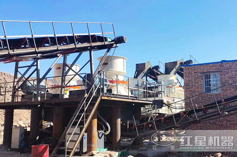 2臺設備聯合作業,產量高 2臺設備聯合作業,產量高