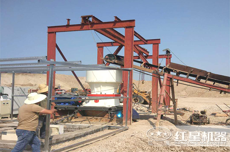 單缸液壓圓錐破碎機(jī)的液壓可自動(dòng)調(diào)整嗎？其結(jié)構(gòu)特點(diǎn)及優(yōu)勢(shì)有哪些？