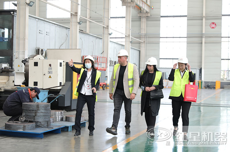客戶來廠參觀考察設備 客戶來廠參觀考察設備