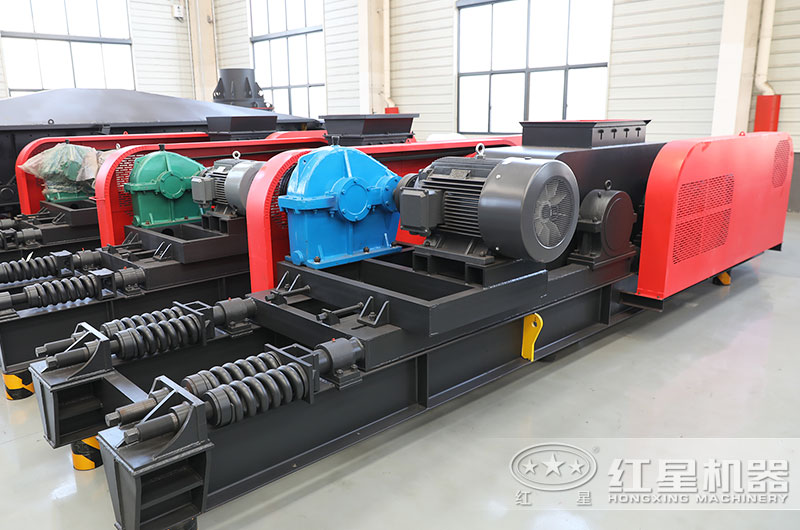 對輥制砂機(jī)圖片 對輥制砂機(jī)圖片