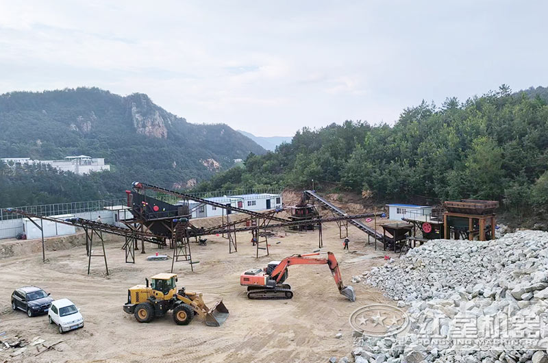 礦用破碎機型號大全及圖片_價格