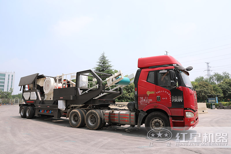 移動顎式破碎機 移動顎式破碎機