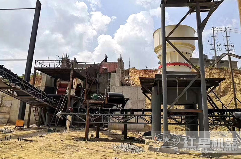 鋁礦石加工現場實拍圖 鋁礦石加工現場實拍圖