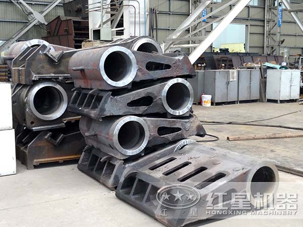 顎式破碎機配件 顎式破碎機配件