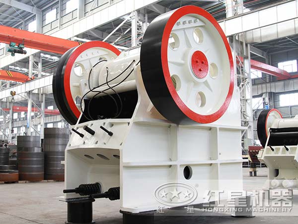 鄂式破碎機 鄂式破碎機