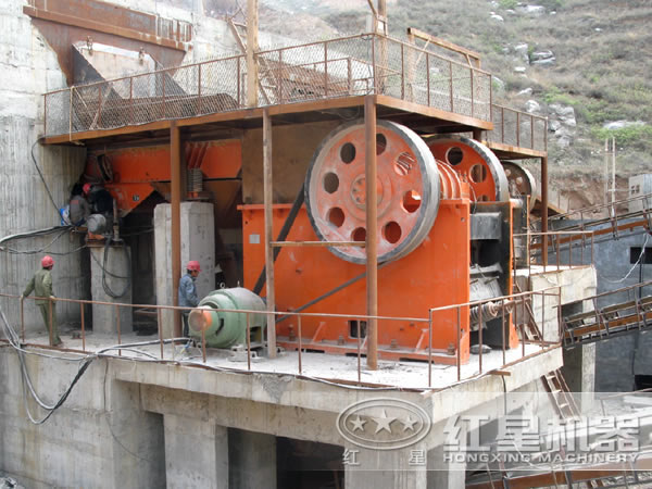 顎式破碎機(jī) 顎式破碎機(jī)