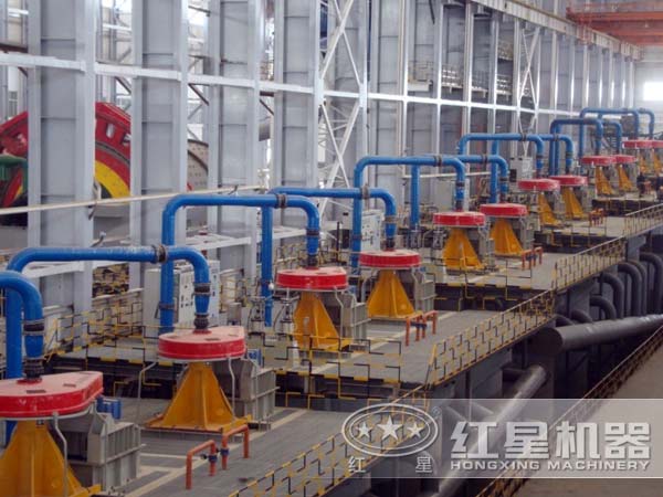 鎳礦浮選機工作現場 鎳礦浮選機工作現場