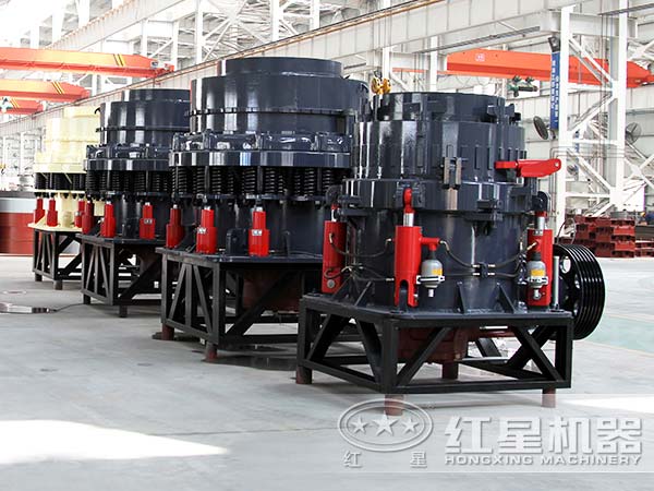 不同規(guī)格大小下的石英石圓錐破碎機(jī) 不同規(guī)格大小下的石英石圓錐破碎機(jī)