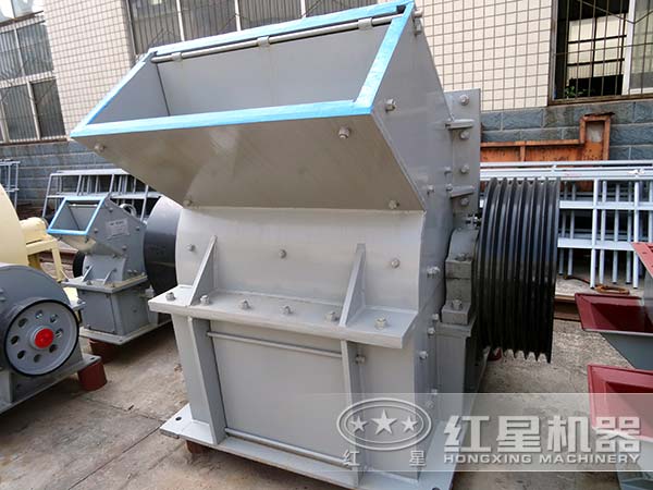 爐渣錘式破碎機 爐渣錘式破碎機