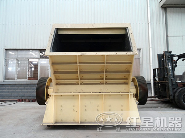 1315反擊式破碎機時產量可達多少噸？