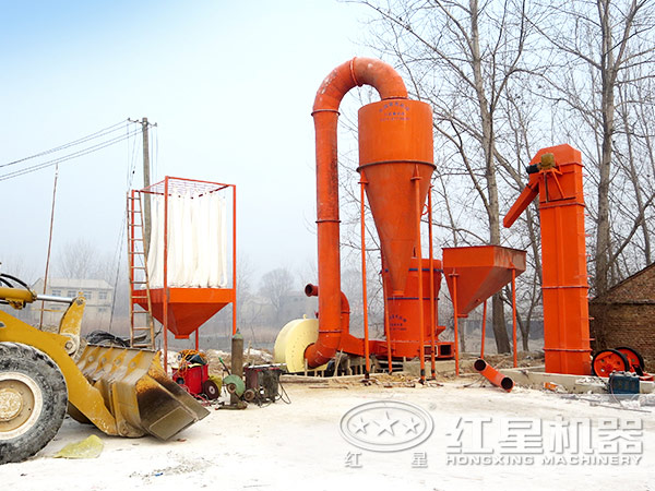 雷蒙磨粉機施工現(xiàn)場 雷蒙磨粉機施工現(xiàn)場