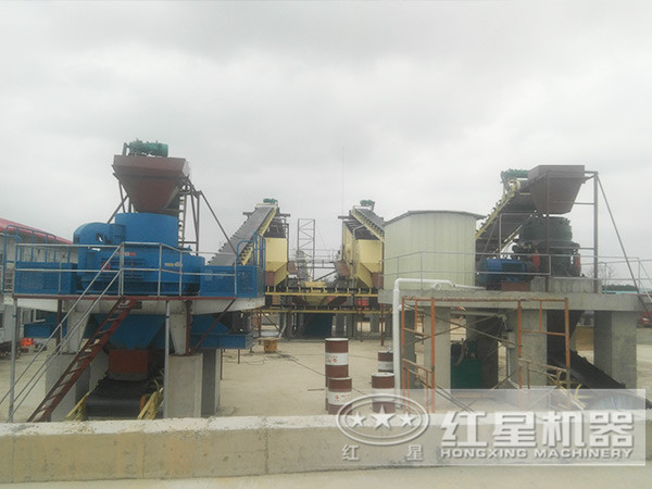 環(huán)保型制砂機(jī)作業(yè)在河南焦作一客戶碎石加工現(xiàn)場 環(huán)保型制砂機(jī)作業(yè)在河南焦作一客戶碎石加工現(xiàn)場