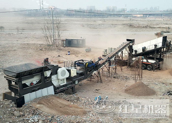 車載打沙機(jī)工作現(xiàn)場(chǎng) 車載打沙機(jī)工作現(xiàn)場(chǎng)