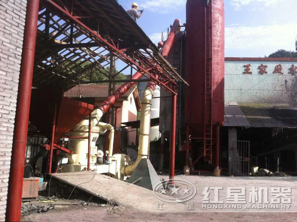 紅星高壓磨粉機(jī)現(xiàn)場(chǎng) 紅星高壓磨粉機(jī)現(xiàn)場(chǎng)