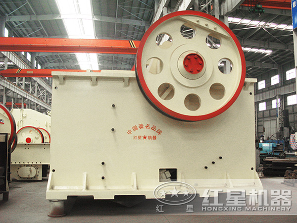 普通版PE顎破碎機(jī) 普通版PE顎破碎機(jī)