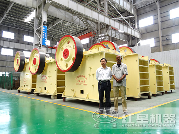 客戶來廠參觀留影 客戶來廠參觀留影