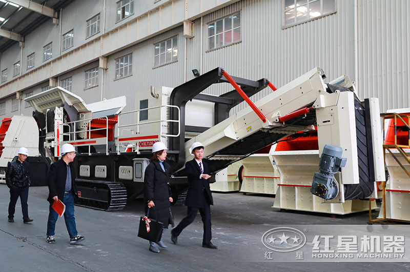 客戶來廠參觀了解設備 客戶來廠參觀了解設備