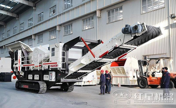 河南紅星技術人員做發貨前的最后檢測 河南紅星技術人員做發貨前的最后檢測