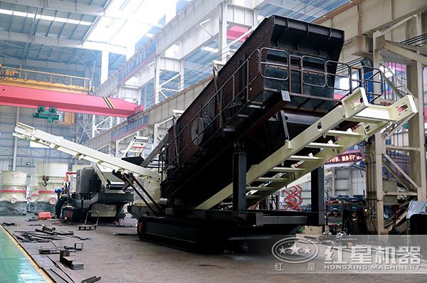 紅星移動鄂式磕石機生產車間 紅星移動鄂式磕石機生產車間
