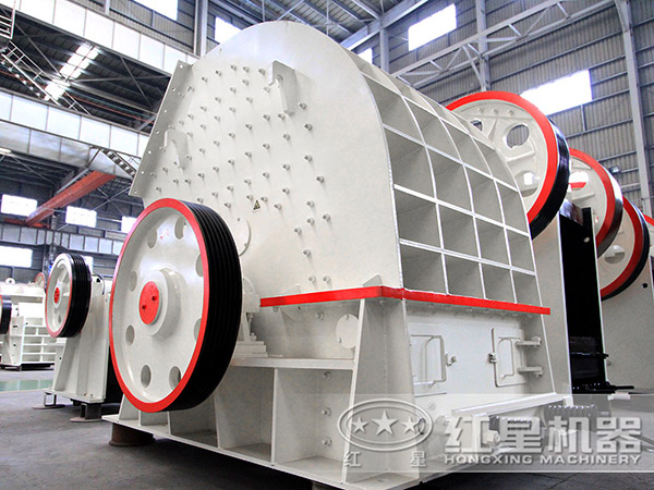 高產(chǎn)經(jīng)濟(jì)型錘式打石機(jī) 高產(chǎn)經(jīng)濟(jì)型錘式打石機(jī)