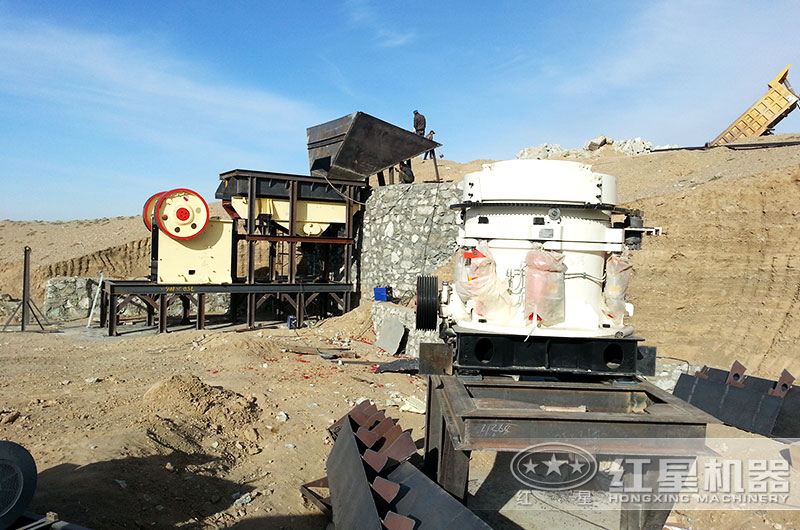 磕石作業現場 磕石作業現場