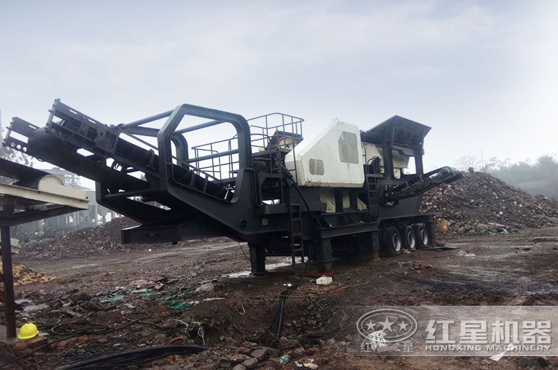 移動750碎石機已經到達又一處破碎現場 移動750碎石機已經到達又一處破碎現場