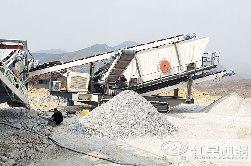 青石加工現場 青石加工現場