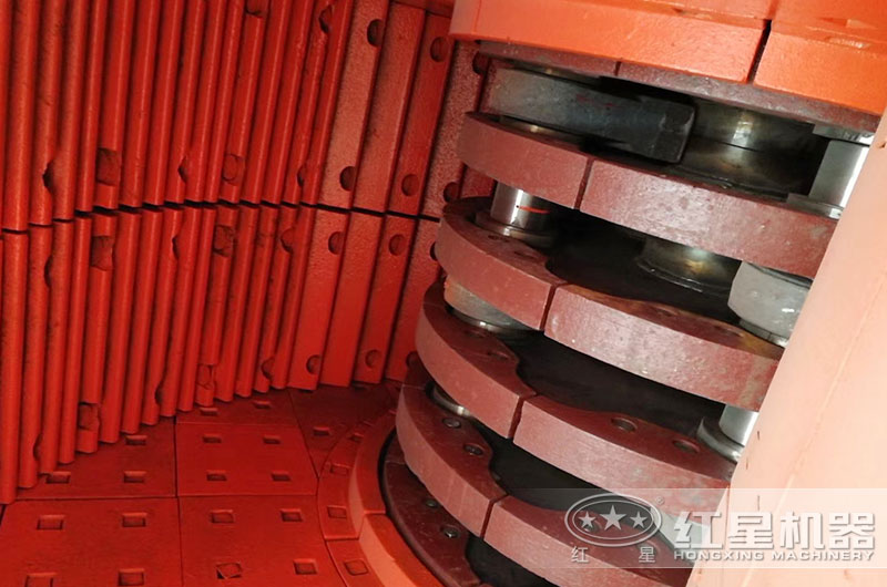 錘式破碎機破碎腔內細節圖 錘式破碎機破碎腔內細節圖