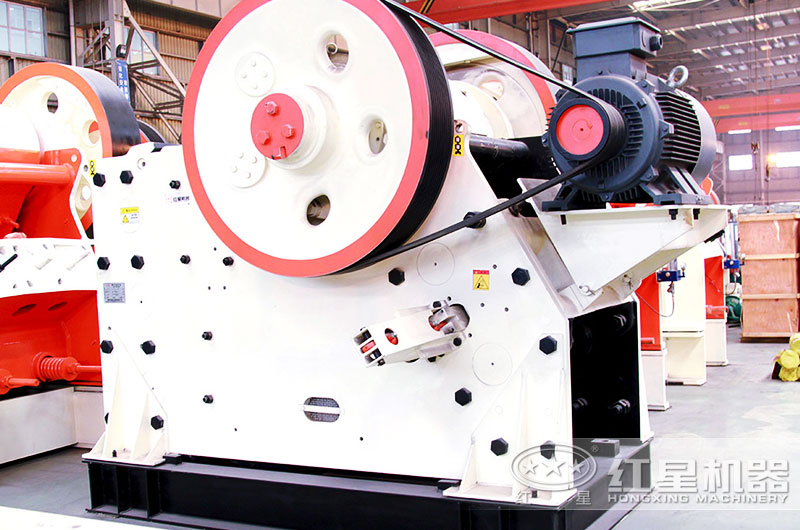 歐版顎式破碎機生產車間 歐版顎式破碎機生產車間