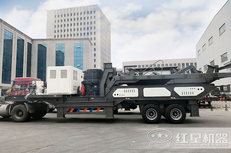 輪胎移動圓錐式破碎站掛上車頭發貨中 輪胎移動圓錐式破碎站掛上車頭發貨中