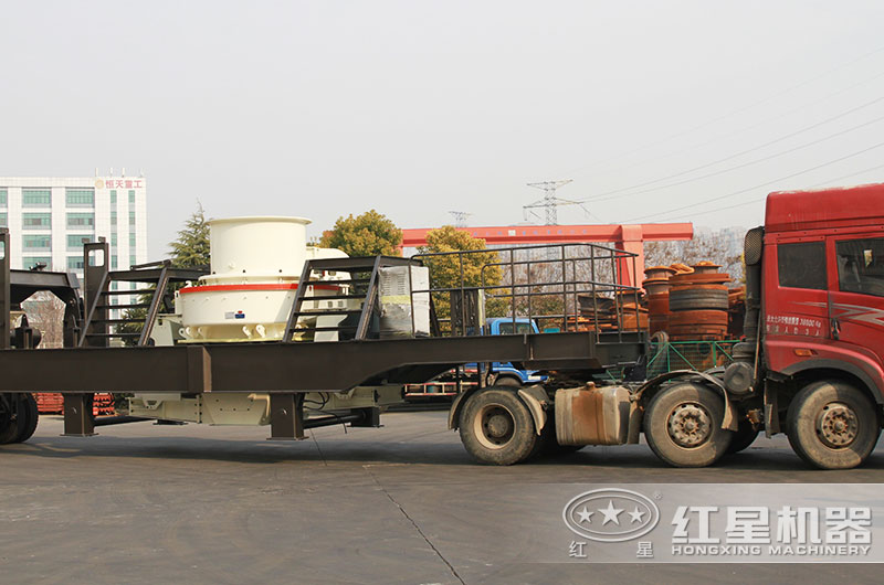 沖擊式流動(dòng)碎石機(jī)發(fā)貨現(xiàn)場(chǎng) 沖擊式流動(dòng)碎石機(jī)發(fā)貨現(xiàn)場(chǎng)