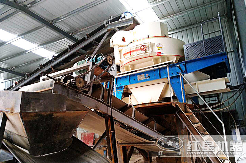 VSI制沙機(jī)室內(nèi)環(huán)保無塵生產(chǎn)現(xiàn)場 VSI制沙機(jī)室內(nèi)環(huán)保無塵生產(chǎn)現(xiàn)場