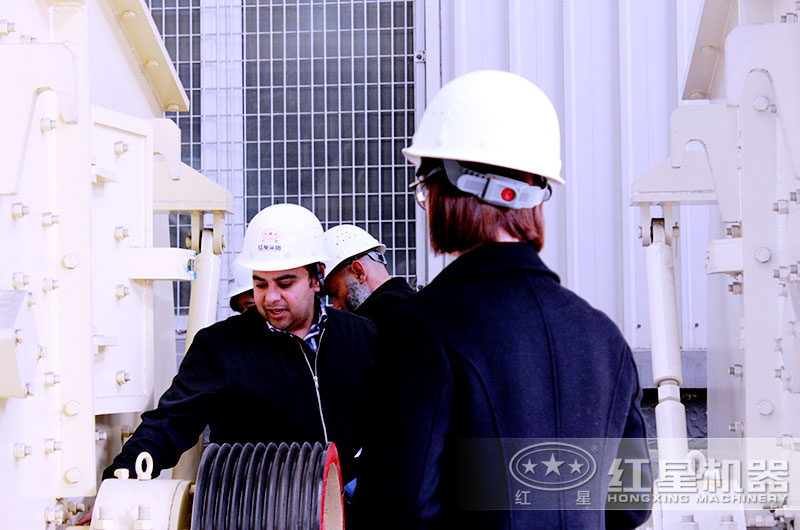 國際友人來廠參觀考察設備 國際友人來廠參觀考察設備