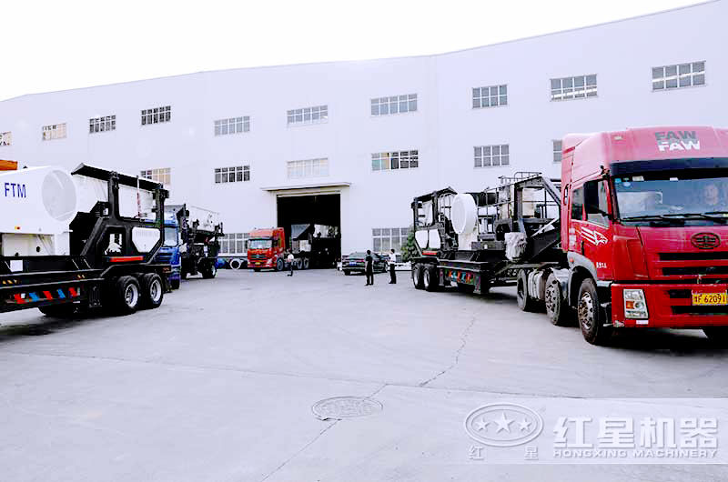 移動制造石子機、沙子機陸續發貨 移動制造石子機、沙子機陸續發貨