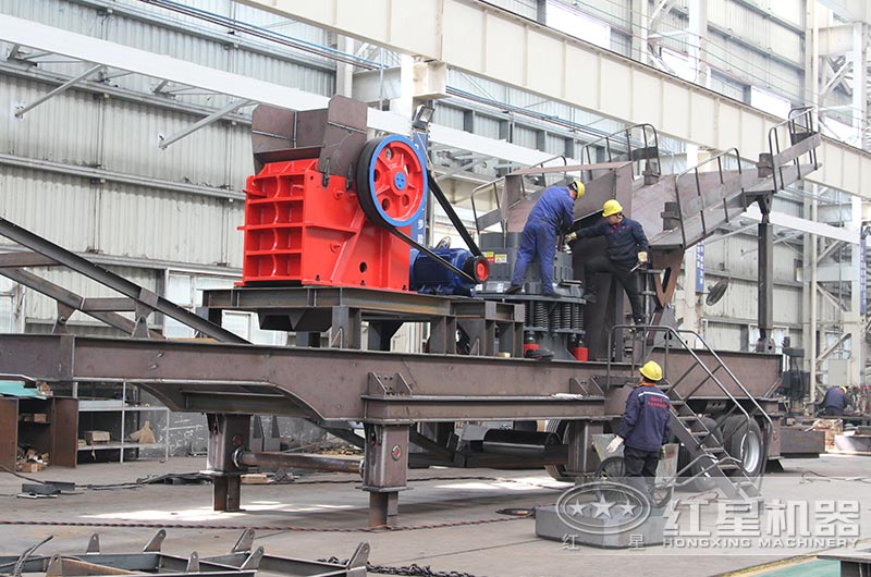 四合一移動破碎機 四合一移動破碎機