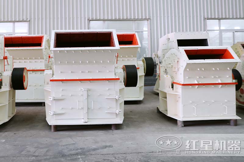 不同價位的多種型號高產細碎機生產車間 不同價位的多種型號高產細碎機生產車間