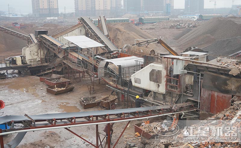 移動式建筑垃圾再生原料機器生產現場 移動式建筑垃圾再生原料機器生產現場