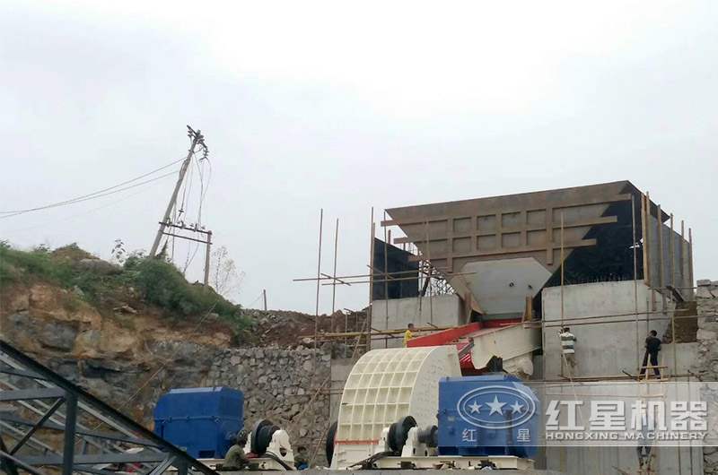 安徽客戶重錘破碎機生產現場 安徽客戶重錘破碎機生產現場