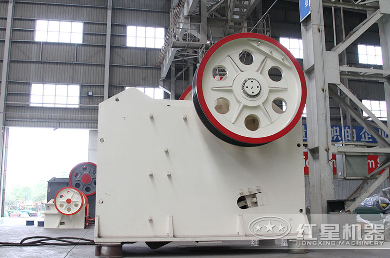 300ⅹ1300大型細顎破碎機 300ⅹ1300大型細顎破碎機