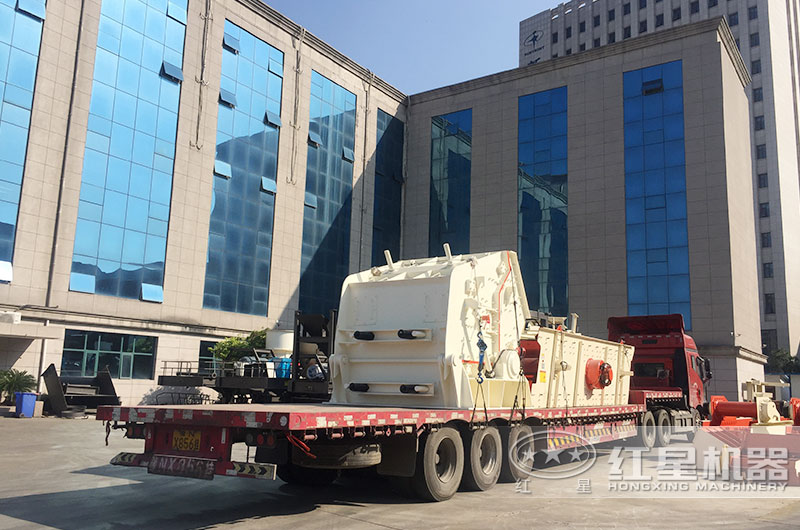 客戶反擊破裝車發貨現場 客戶反擊破裝車發貨現場