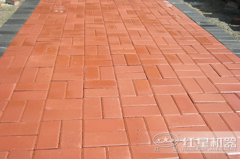 鑄造廢砂制成的步道磚 鑄造廢砂制成的步道磚