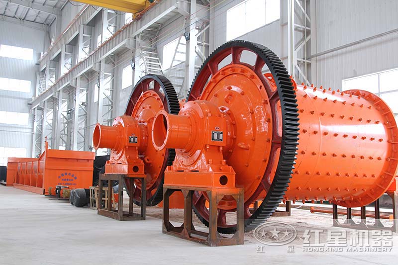 球磨制砂機(jī)生產(chǎn)車間實(shí)拍 球磨制砂機(jī)生產(chǎn)車間實(shí)拍