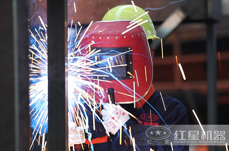 紅星S7系列干法制砂樓匠心制造,制砂手續辦理簡單 紅星S7系列干法制砂樓匠心制造,制砂手續辦理簡單